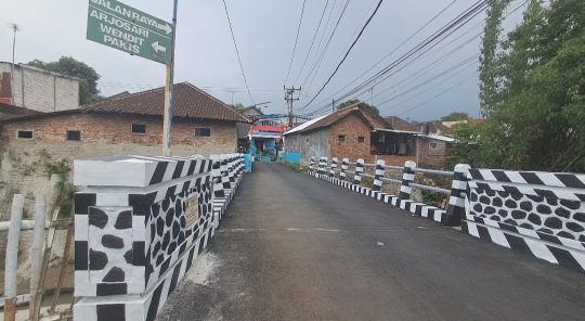 Jembatan Segaran