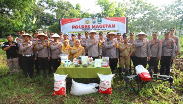 Polres Magetan Tanam Jagung di Lahan Kosong