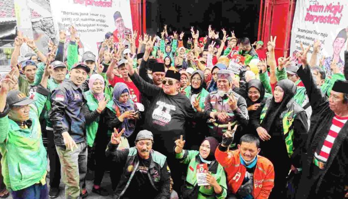 IKAMRA dan Ratusan Ojol Deklarasi Dukung Khofifah-Emil di Surabaya