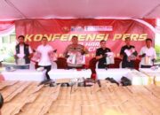 Polisi Tanjung Perak Ringkus 8 Orang dan Sita Jutaan Batang Rokile