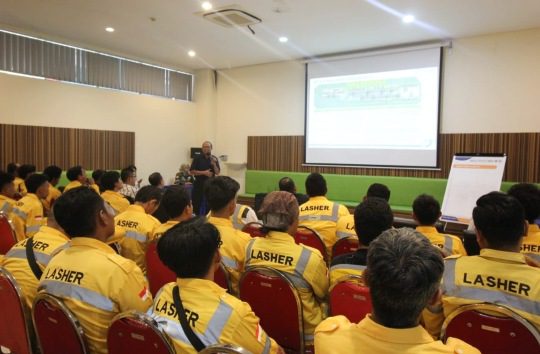 Terminal Teluk Lamong Sosialisasi Safety Awareness Untuk Tenaga Kerja Lasher
