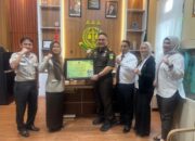 Pulihkan Uang Negara 16 Miliar, Kejari Blitar Raih Penghargaan dari Bapenda