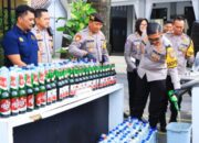 Polres Ngawi Amankan Ribuan Liter Miras Selama Tahun 2024