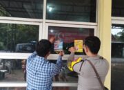 Polisi Ngawi Sebar Pamflet Larangan Perjudian Online di Wilayah Ngrambe