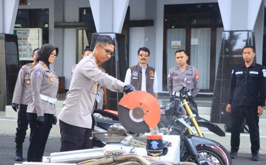 Pelanggaran Lalu Lintas