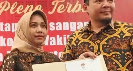 Ning Ita dan Cak Sandi Resmi Ditetapkan Sebagai Wali Kota Mojokerto Terpilih