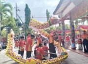 Masyarakat Antusias Saat Perayaan Imlek di Klenteng Hok Swie Bio