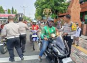 Satlantas Polres Mojokerto Kota Gelar Jumat Berkah dan Edukasi Lalin