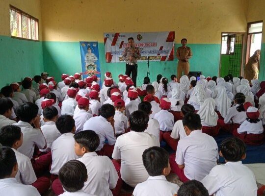 Polsek Trowulan Gaungkan Sosialisasi Anti-Bullying di SDN Watesumpak