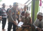 Polres Mojokerto Santuni Keluarga Korban Ledakan di Puri