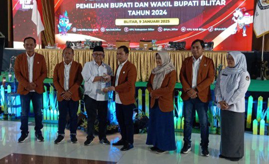 Rapat Pleno Terbuka KPU Tetapkan Rianto – Becky Pimpin Kabupaten Blitar