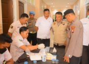 Pastikan Personel Bebas Narkoba, Polres Gresik Gelar Sidak Tes Urine
