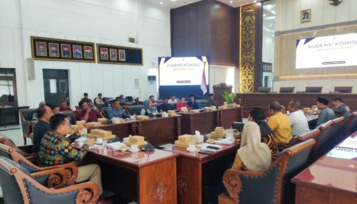 Dukungan Legalitas Penambang Pasir Manual: Antara Regulasi dan Keberlanjutan