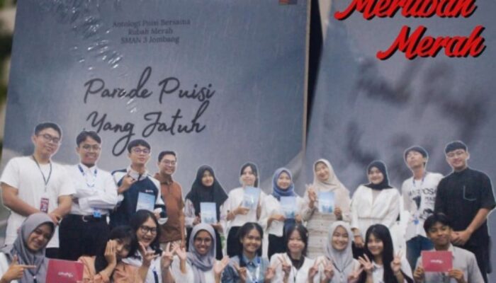 Melihat Suka Cita Launching dan Bedah Buku “Parade Puisi yang Jatuh” di Jombang