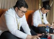 Saat Retreat di Magelang, Mas Ditho Manfaatkan Waktu Istirahat Untuk Bekerja