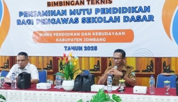Disdikbud Jombang Gelar Bimtek Penjaminan Mutu Pendidikan untuk Pengawas SD
