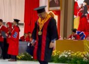 Agung Satryo Jadi Wisudawan Magister Hukum Terbaik di Untag