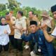 Petani Desa Nglopang