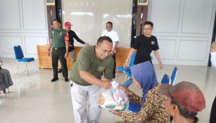 Peringati HPN 2025, PWI Lumajang Gelar Bhakti Sosial untuk Warga Miskin
