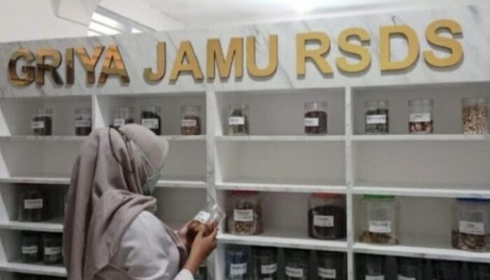 Klinik Bagas Waras RSUD dr Sayidiman Magetan Layani Obat Tradisional