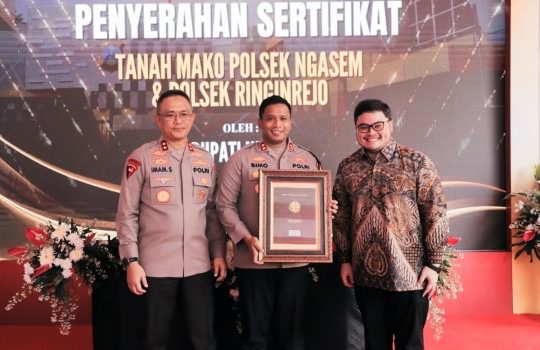 Pemkab Kediri Beri Tanah Hibah Untuk Polres Kediri