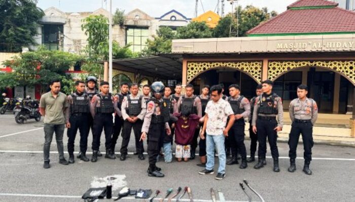 Polisi Amankan 3 Anggota Gangster di Tanjung Perak