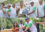 Serda Munir Raih Hadiah Umrah Jalan Sehat PWI Jatim 2025