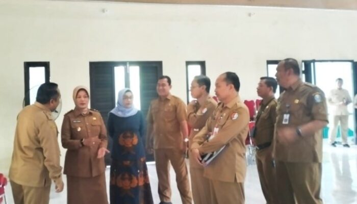 Wabup Bojonegoro Nurul Azizah dan Cantika Wahono Tinjau Pembangunan SMA Negeri 2 Taruna Pamong Praja