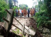 Wabup Nurul Azizah Tinjau Lokasi Jembatan Ambrol di Desa Sendangrejo Bojonegoro