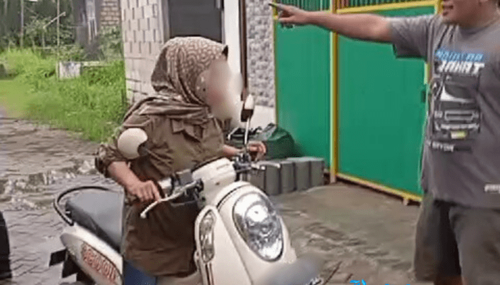 Duh, Pria di Jember Tangkap Basah Istri Sahnya Indehoy dengan Pria Lain