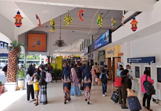 Daop 8 Surabaya