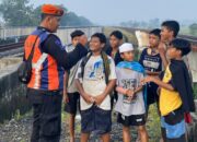 Jangan Ngabuburit di Jalur Kereta Api, Melanggar UU dan Bisa Didenda