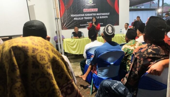 Rintik Hujan Iringi Harapan Ngaji Budaya Bareng Wiwin Sumrambah di Jombang