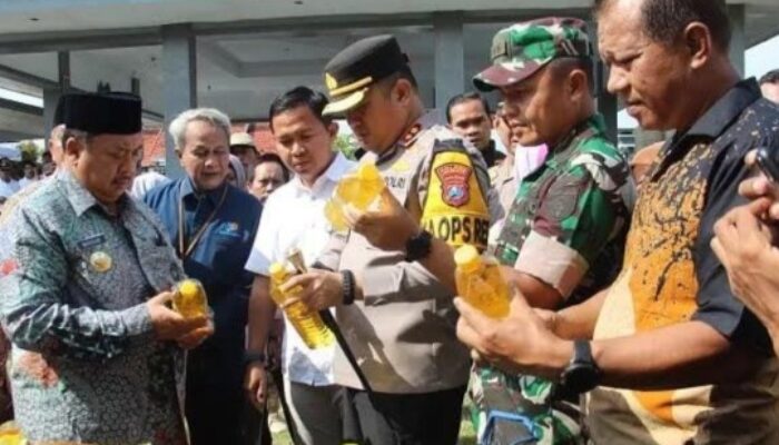 Hadirkan Harapan Baru Bagi Warga Jombang, Pemkab Gelar Pasar Murah Ramadan
