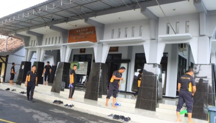 H-1 Ramadan 1446 H, Polres Ngawi Gelar Bakti Religi di Berbagai Masjid