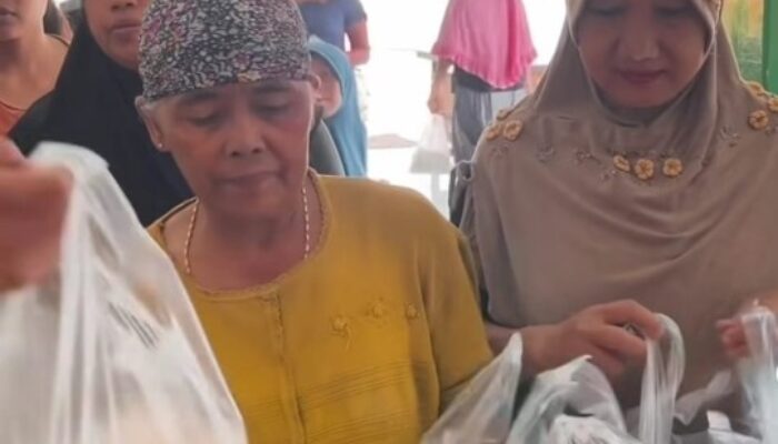 PG Djatiroto Gelar Operasi Pasar Gula di Lumajang