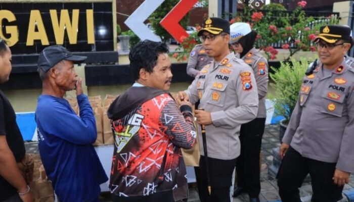 Berbagi, Citra Polres Ngawi dan Jajaran di Tiap Ramadan