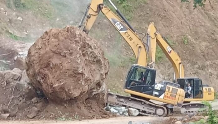 Mengular Panjang, Kemacetan di KM 57 Piket Nol Lumajang-Malang
