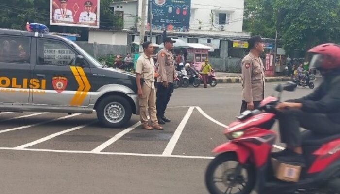 Polsek Taman Patroli Ngabuburit, Cegah Kemacetan dan Kriminalitas