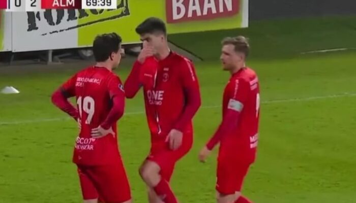 Thom Haye Bersinar! Assist Ciamik yang Selamatkan Almere City dari Kekalahan