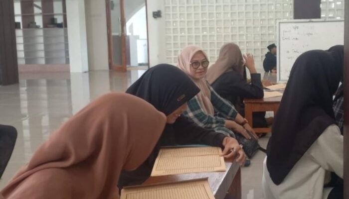 Ketahanan Pangan Santri Jadi Fokus Wiwin Sumrambah Saat Kundapil di Jombang
