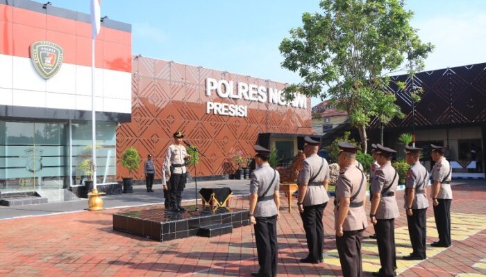 Kapolres Pimpin Upacara Sertijab Pejabat Utama dan Kapolsek Polres Ngawi