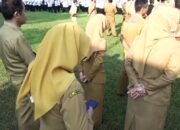 Potret Hari Pertama Kerja, ASN Pemkab Jombang Berlarian Menuju Lokasi Apel