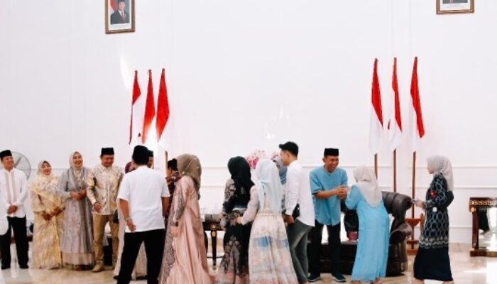 Hari Raya Idul Fitri, Bupati dan Wakil Bupati Adakan Dua Sesi Open House di Pemkab Bojonegoro