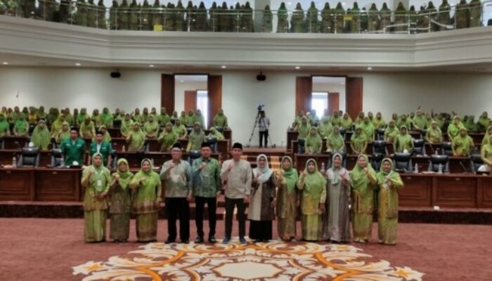 Muslimat NU Lantik Pengurus Anak Cabang Ini Pesan Bupati Bojonegoro