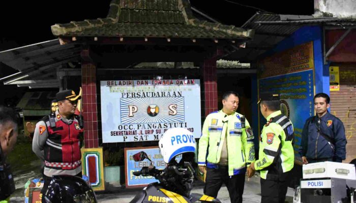 Patroli Polisi Malam Minggu, Kota Madiun Aman dan Nyaman