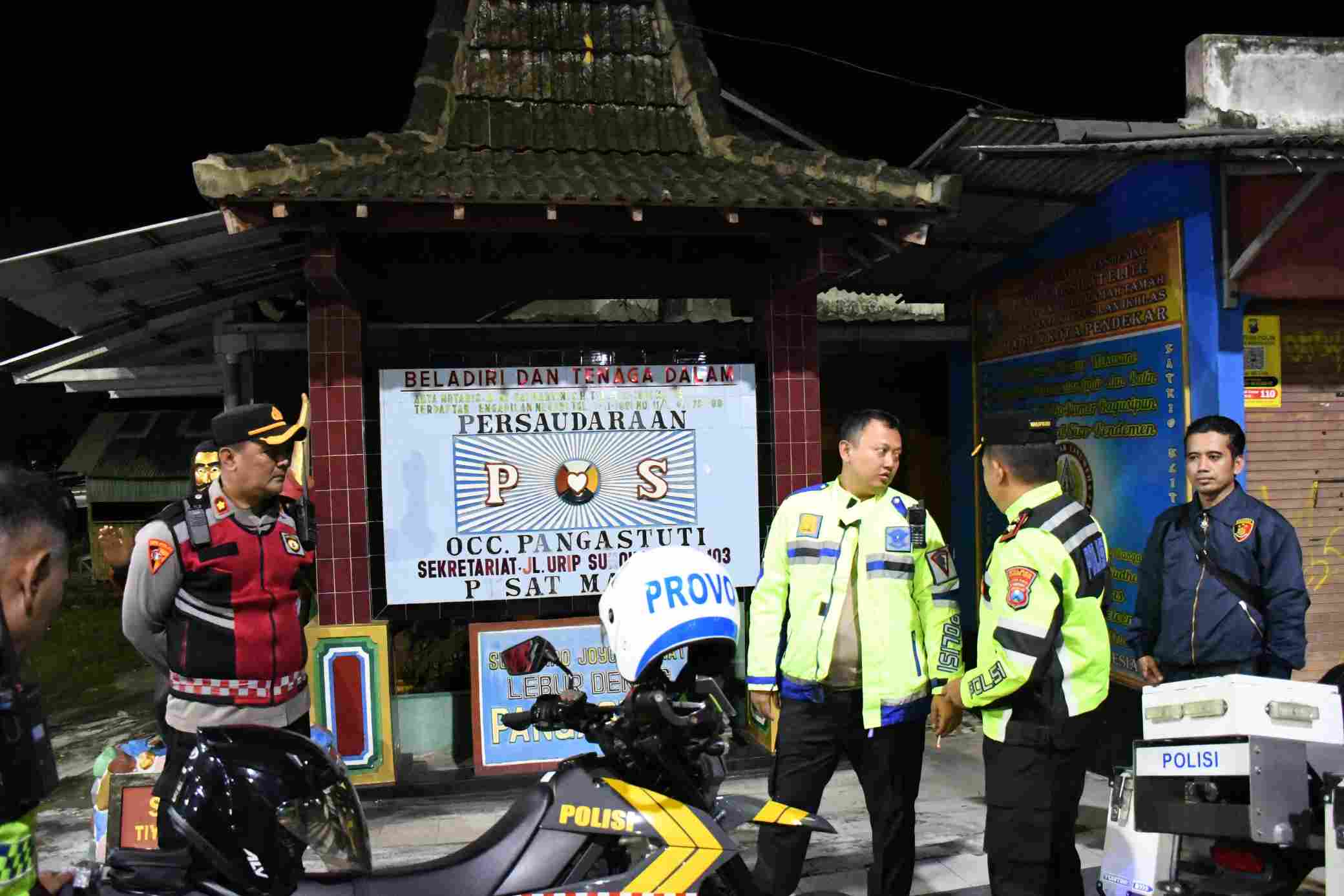 Patroli polisi