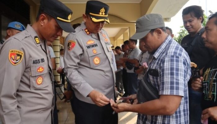 Polres Madiun Kota Gelar Pemeriksaan Kendaraan dan Senpi Dinas Polri