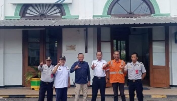 Semua Kereta Api Kini Berhenti di Stasiun Klakah, Kecuali Sritanjung