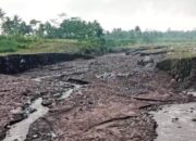 Tanggul Terancam Jebol, Warga Minta DPRD Bentuk Pansus Tambang Pasir